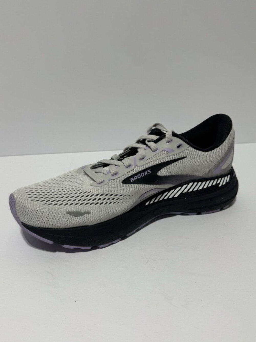 Brooks Womens Adrenaline GTS 23 Running Shoes Gray Size 10 M - Picture 2 of 6